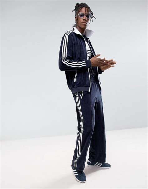 adidas sportjacke herren osaka velours|adidas Originals Osaka Velour Tracksuit in Navy .